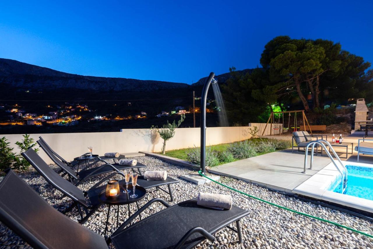 Villa Dorso With Heated Pool Klis ภายนอก รูปภาพ