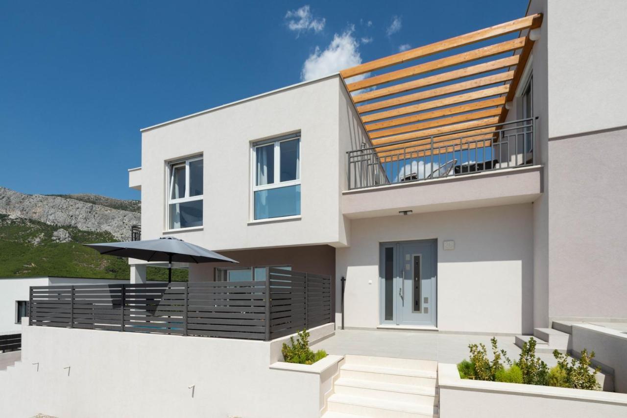 Villa Dorso With Heated Pool Klis ภายนอก รูปภาพ